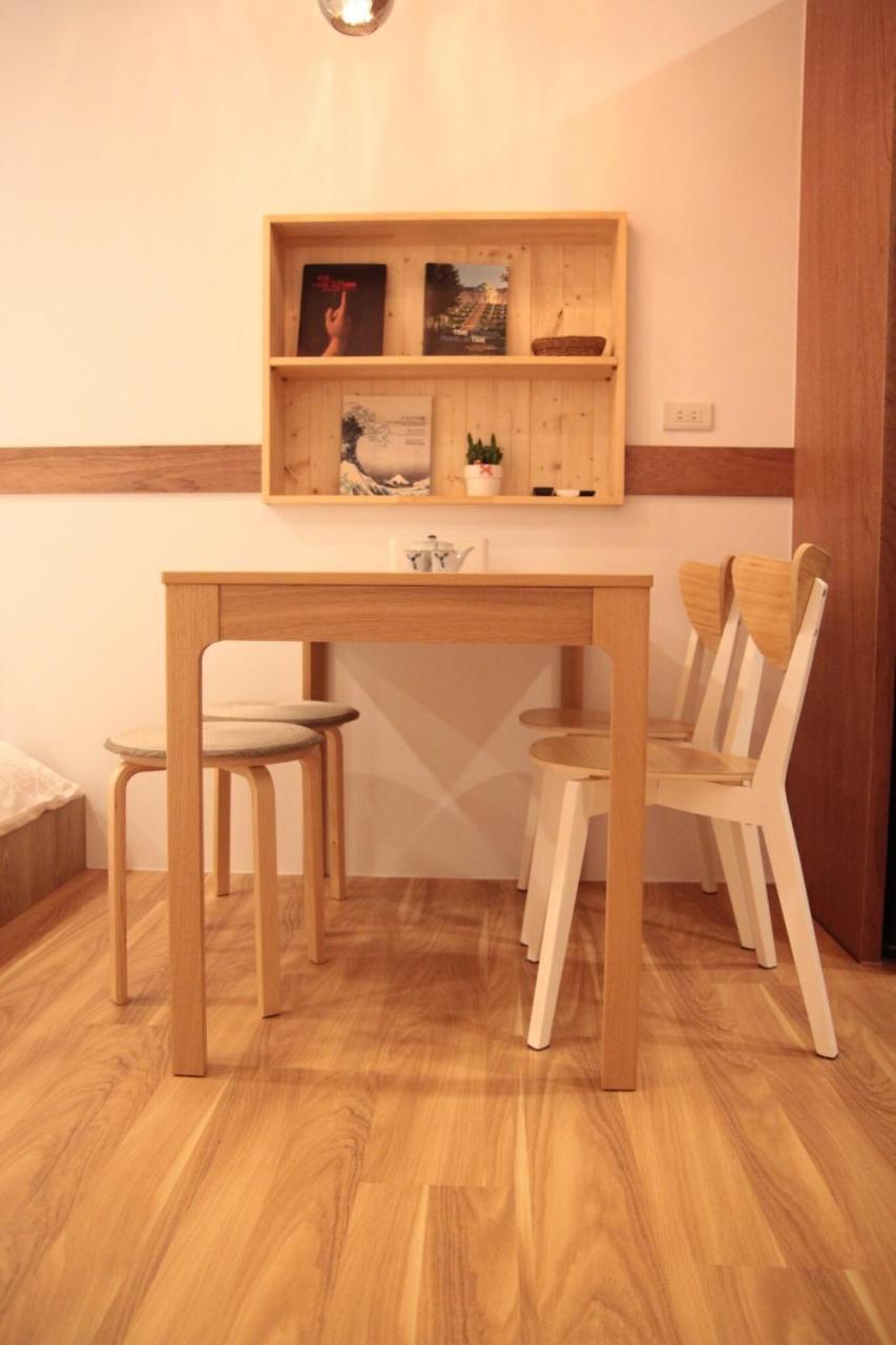 Lost Circle Homestay Tainan Exterior foto