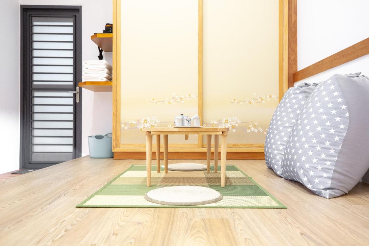 Lost Circle Homestay Tainan Exterior foto