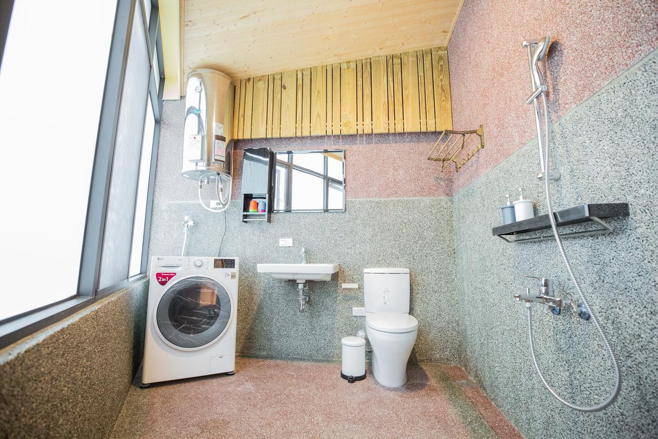 Lost Circle Homestay Tainan Exterior foto