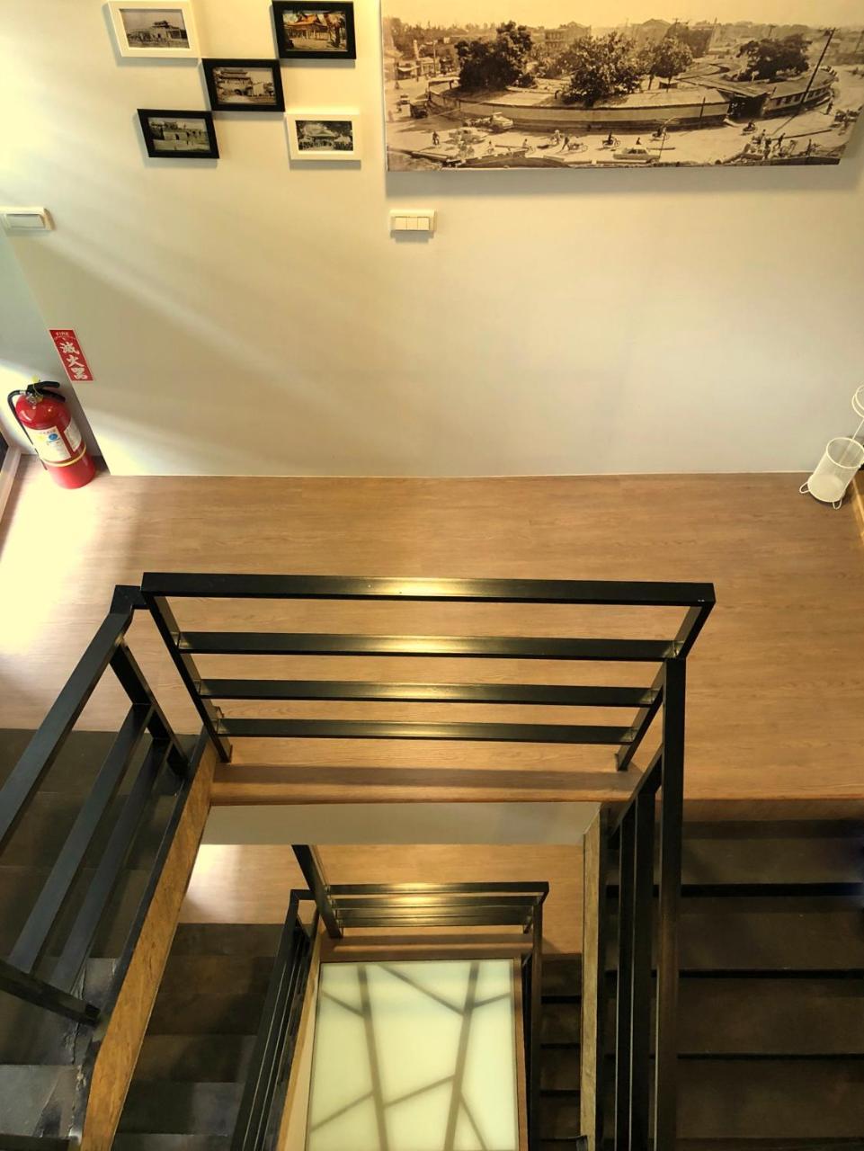 Lost Circle Homestay Tainan Exterior foto