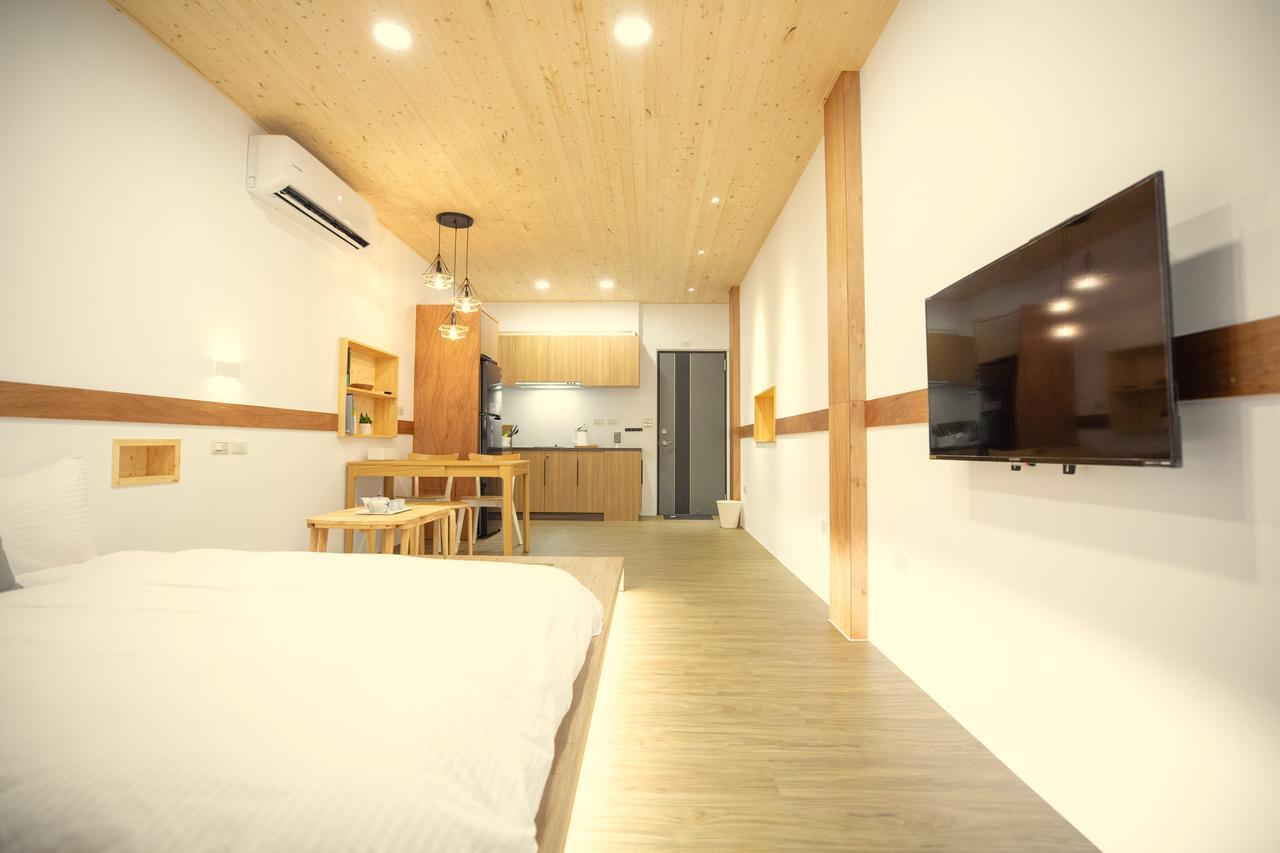 Lost Circle Homestay Tainan Exterior foto
